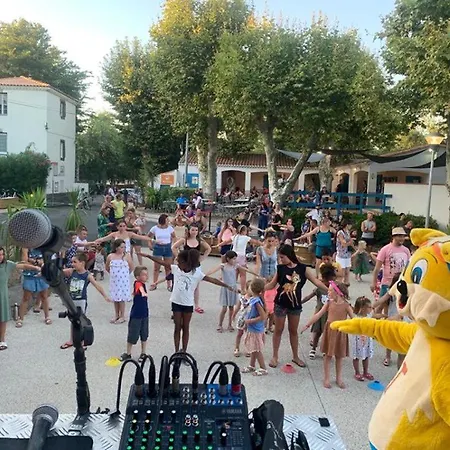 Parque de Campismo Mobile Confort Selena *